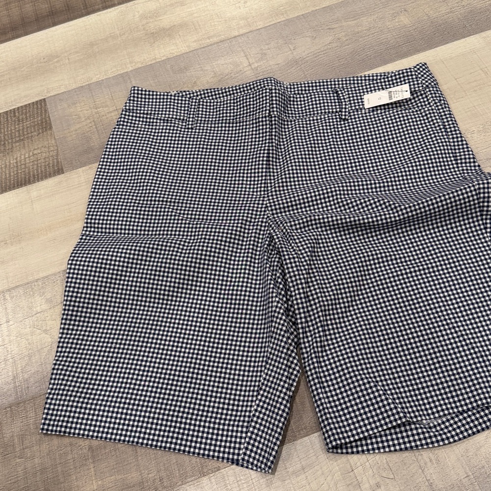 NWT , ink  /white checker shorts